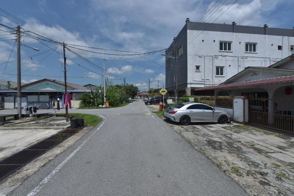 Oyo 90889 Narasindo Cottage Rawang Exterior photo