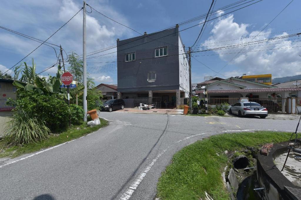 Oyo 90889 Narasindo Cottage Rawang Exterior photo