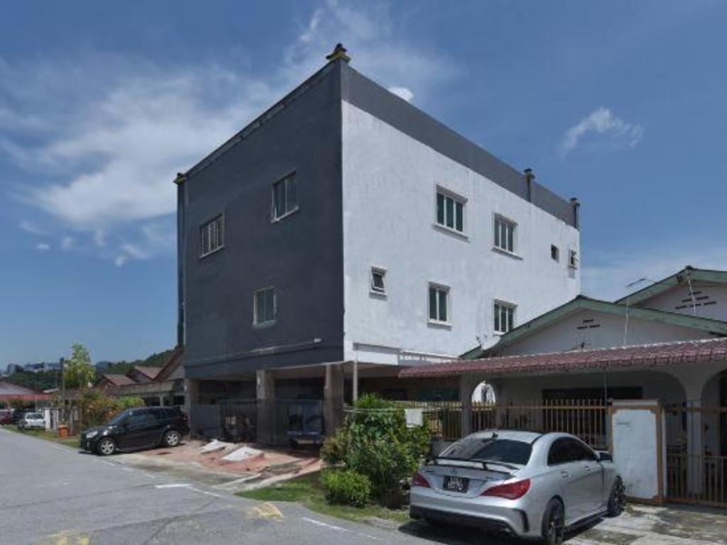 Oyo 90889 Narasindo Cottage Rawang Exterior photo